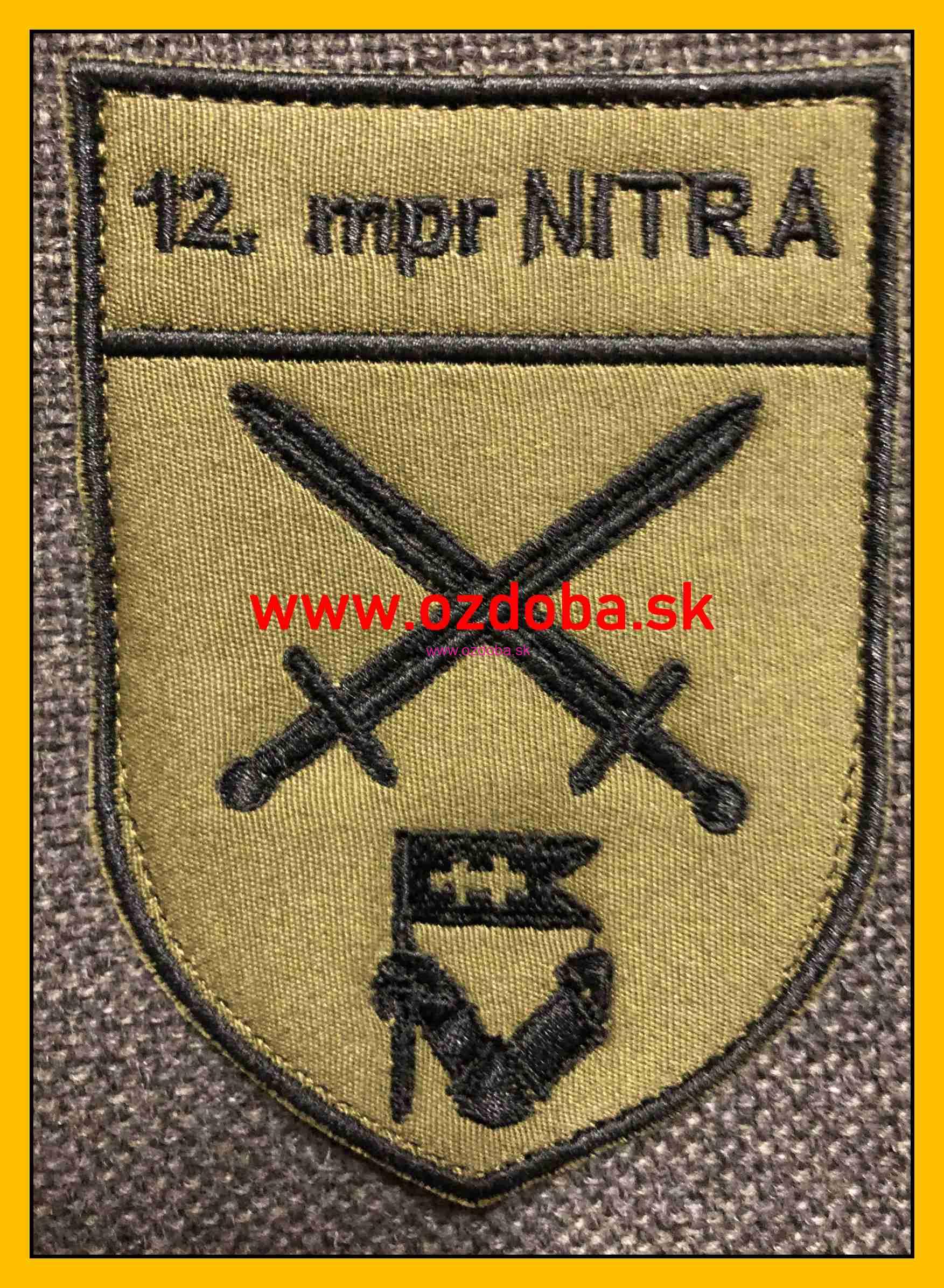 RUKÁVOVÝ ZNAK 12 mpr NITRA FAREBNÝ